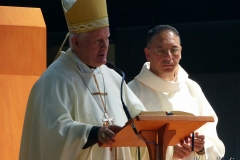 Celebrazione eucaristica. Preside S.E.R: Mon Antonio Santarsiero vescovo di Houcho - Lima Perù